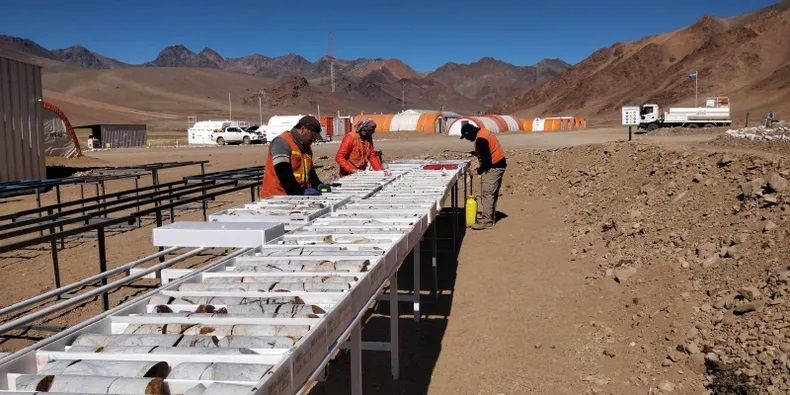 En este momento estás viendo San Juan: Aldebaran descubre una de las mineralizaciones más extensas registradas en Altar